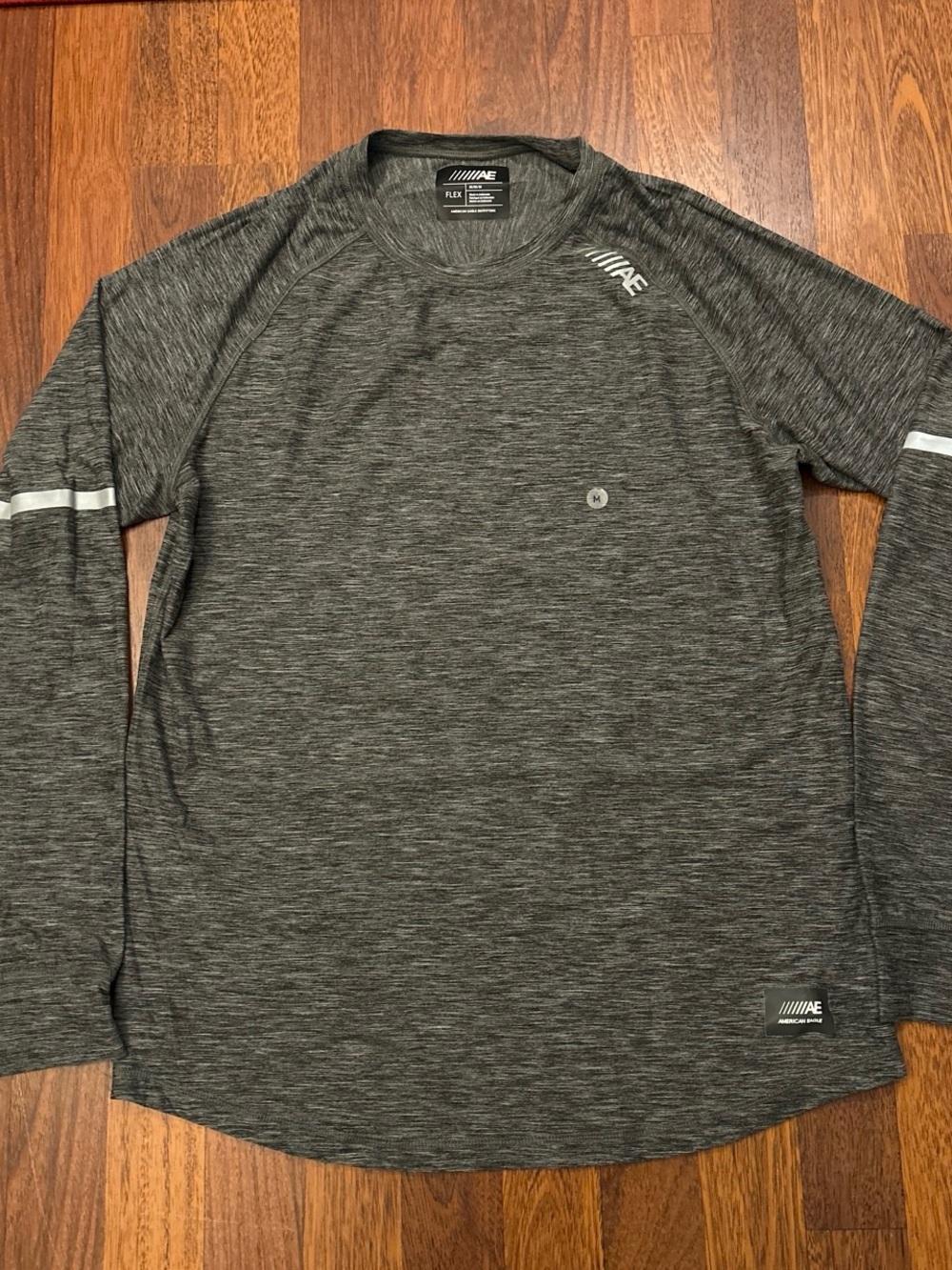 American Eagle Outfitters Flex Long Sleeve Performance Gray Shirt NWT Medium
